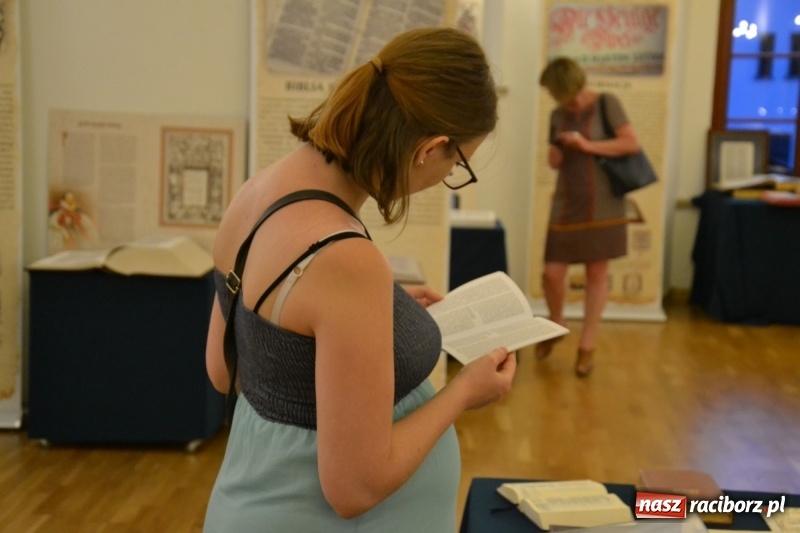 Zdjęcie w galerii na portalu naszraciborz.pl: Wieczór muzyki klasycznej na Festiwalu Kultury Chrześcijańskiej na Zamku Piastowskim  wiadomości z regionu