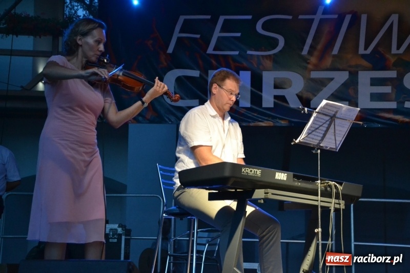 Zdjęcie w galerii na portalu naszraciborz.pl: Wieczór muzyki klasycznej na Festiwalu Kultury Chrześcijańskiej na Zamku Piastowskim  wiadomości z regionu