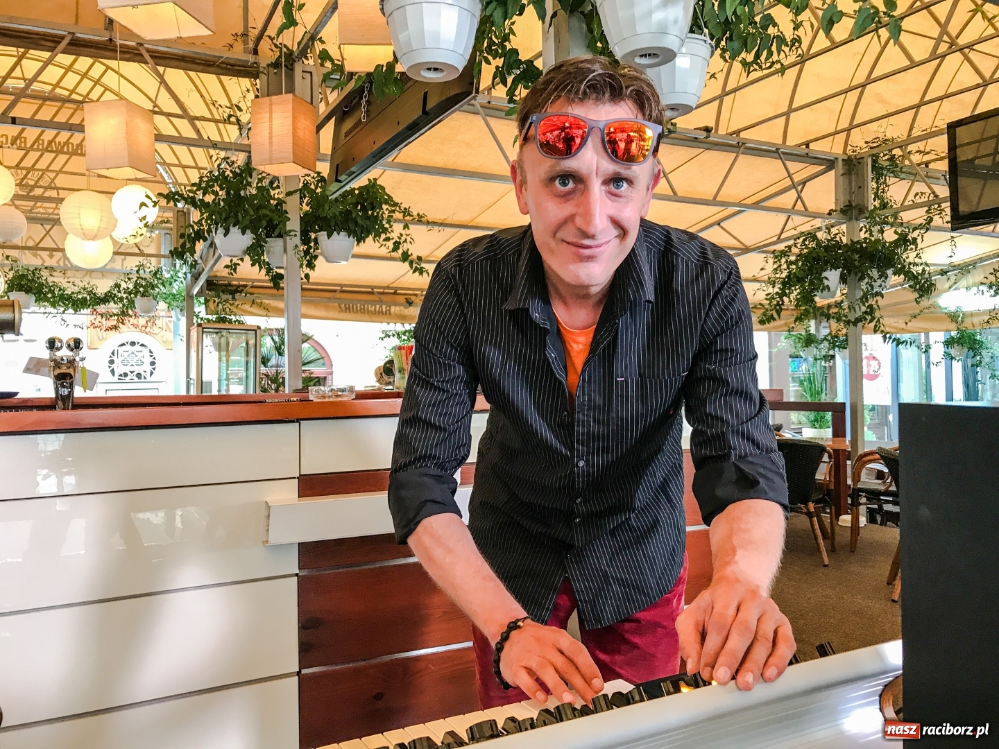 Zdjęcie w galerii na portalu naszraciborz.pl: Królestwo gotyku i słodkich smaków, czyli Racibórz na żywo w TVP Katowice  wiadomości z regionu