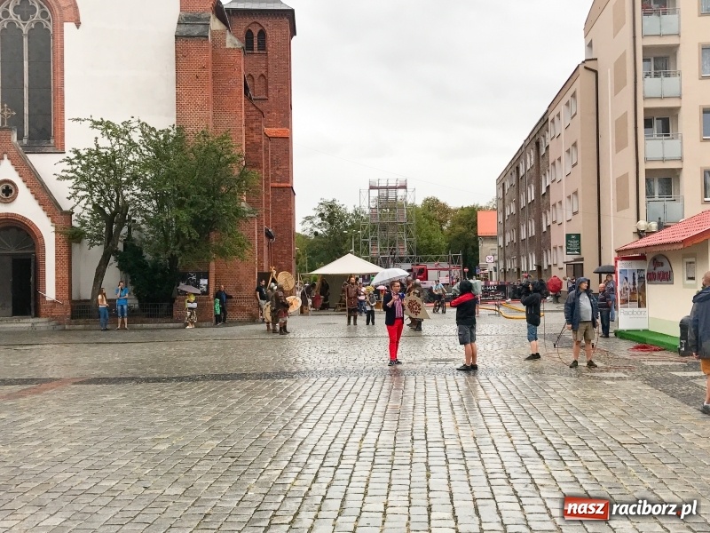 Zdjęcie w galerii na portalu naszraciborz.pl: Królestwo gotyku i słodkich smaków, czyli Racibórz na żywo w TVP Katowice  wiadomości z regionu