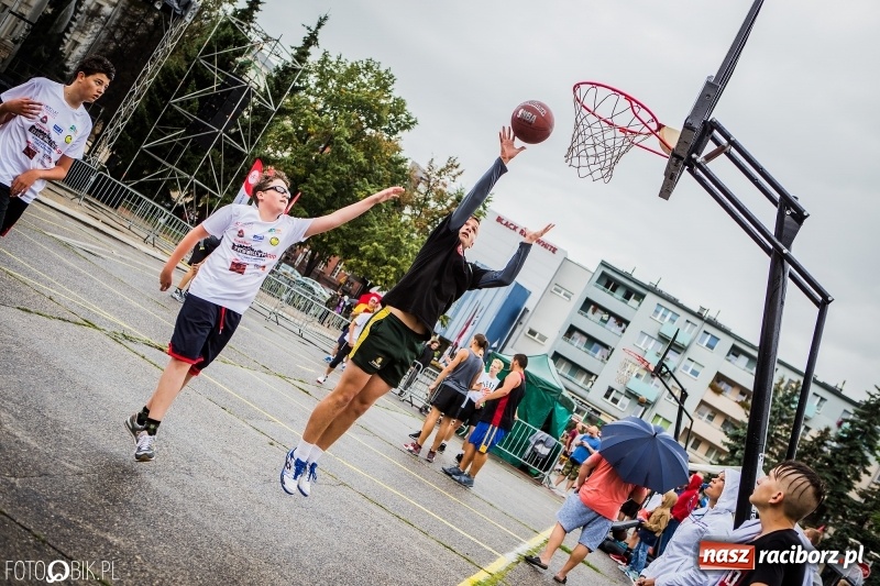 Zdjęcie w galerii na portalu naszraciborz.pl: Streetball Brooklyn Cup 2017 - FOTORELACJA wiadomości z regionu