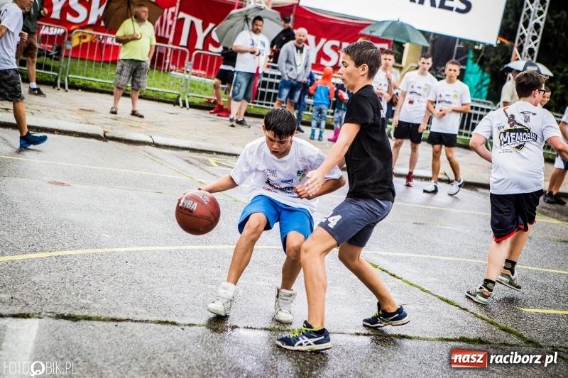 Zdjęcie w galerii na portalu naszraciborz.pl: Streetball Brooklyn Cup 2017 - FOTORELACJA wiadomości z regionu