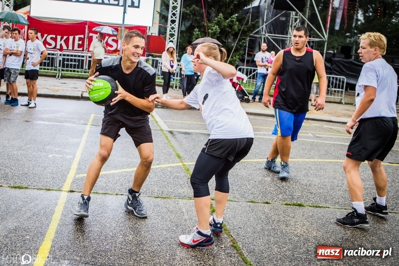 Zdjęcie w galerii na portalu naszraciborz.pl: Streetball Brooklyn Cup 2017 - FOTORELACJA wiadomości z regionu