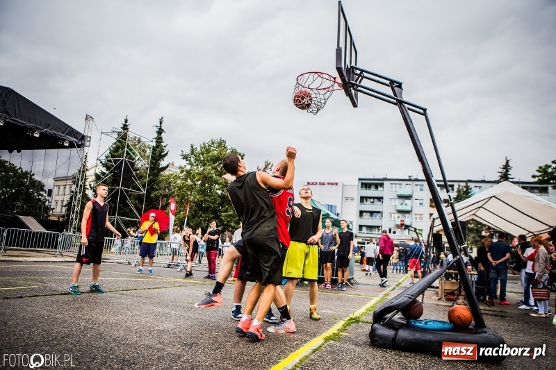 Zdjęcie w galerii na portalu naszraciborz.pl: Streetball Brooklyn Cup 2017 - FOTORELACJA wiadomości z regionu