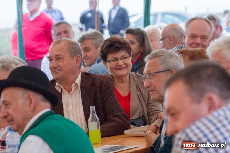 Zdjęcie w galerii na portalu naszraciborz.pl: Morawska Klecha, czyli Letnia Biesiada Humoru w Pietraszynie  wiadomości z regionu