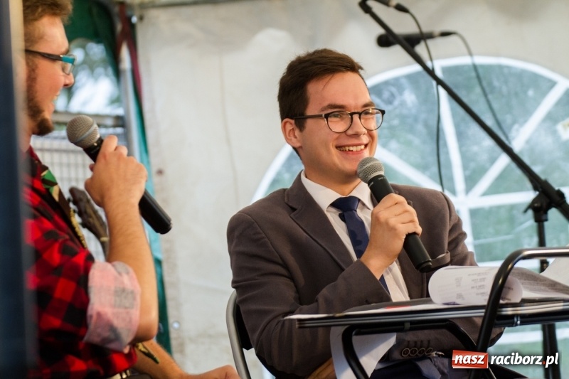 Zdjęcie w galerii na portalu naszraciborz.pl: Morawska Klecha, czyli Letnia Biesiada Humoru w Pietraszynie  wiadomości z regionu