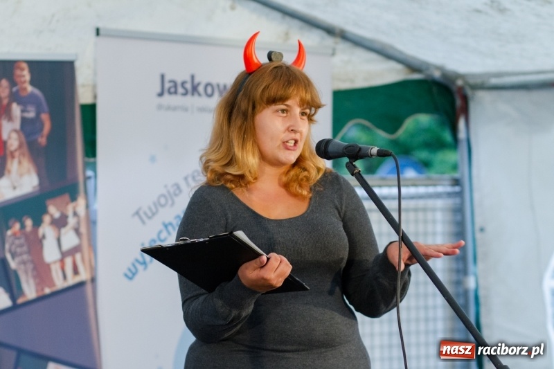 Zdjęcie w galerii na portalu naszraciborz.pl: Morawska Klecha, czyli Letnia Biesiada Humoru w Pietraszynie  wiadomości z regionu