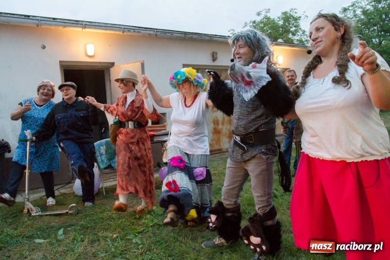Zdjęcie w galerii na portalu naszraciborz.pl: Morawska Klecha, czyli Letnia Biesiada Humoru w Pietraszynie  wiadomości z regionu