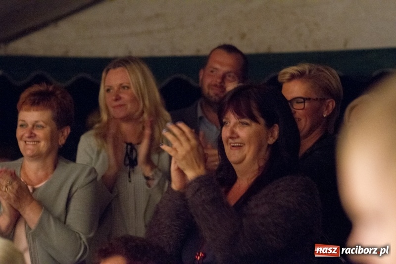 Zdjęcie w galerii na portalu naszraciborz.pl: Morawska Klecha, czyli Letnia Biesiada Humoru w Pietraszynie  wiadomości z regionu