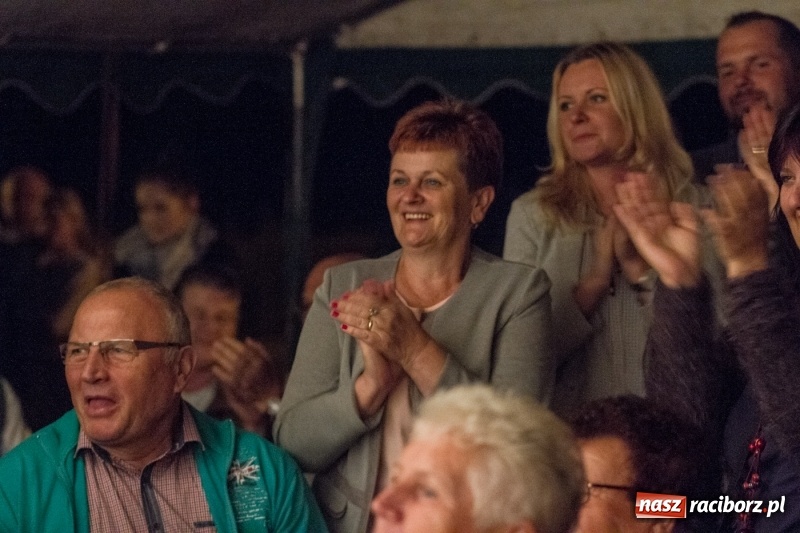 Zdjęcie w galerii na portalu naszraciborz.pl: Morawska Klecha, czyli Letnia Biesiada Humoru w Pietraszynie  wiadomości z regionu