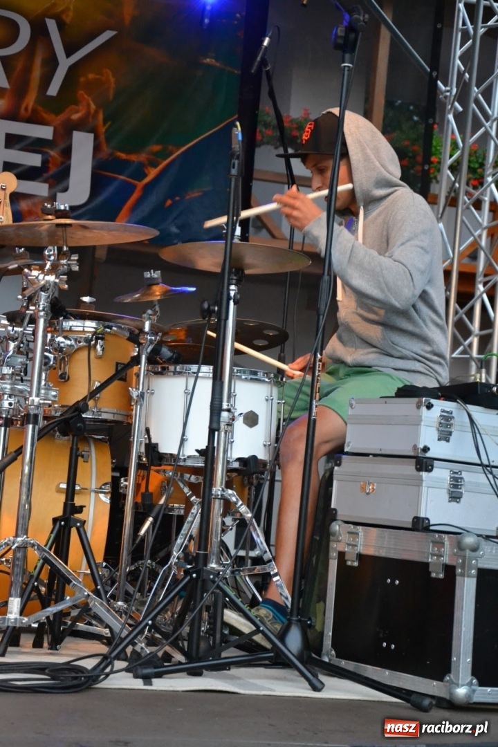 Zdjęcie w galerii na portalu naszraciborz.pl: Mate.O na zamku w Raciborzu FOTOREPORTAŻ  wiadomości z regionu