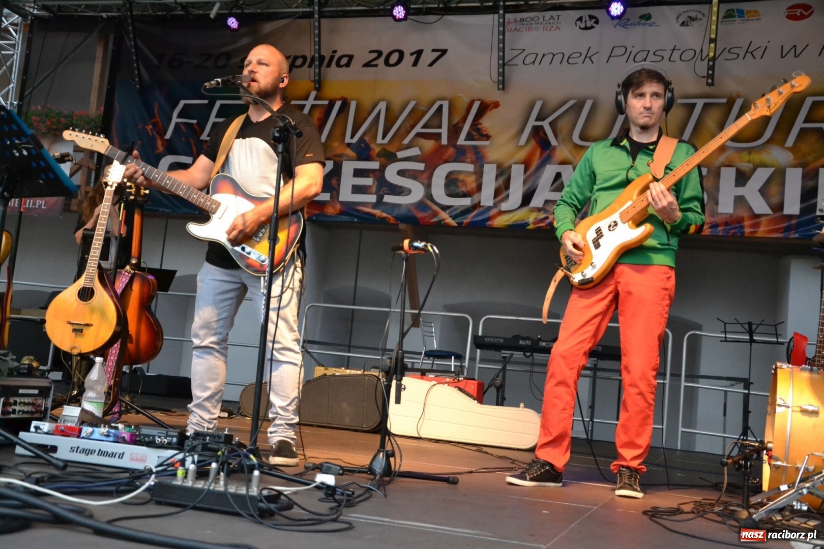 Zdjęcie w galerii na portalu naszraciborz.pl: Mate.O na zamku w Raciborzu FOTOREPORTAŻ  wiadomości z regionu