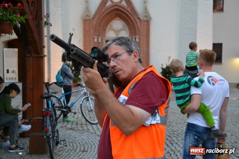 Zdjęcie w galerii na portalu naszraciborz.pl: Mate.O na zamku w Raciborzu FOTOREPORTAŻ  wiadomości z regionu