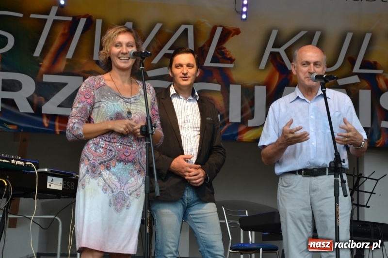 Zdjęcie w galerii na portalu naszraciborz.pl: Mate.O na zamku w Raciborzu FOTOREPORTAŻ  wiadomości z regionu