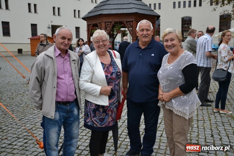 Zdjęcie w galerii na portalu naszraciborz.pl: Mate.O na zamku w Raciborzu FOTOREPORTAŻ  wiadomości z regionu