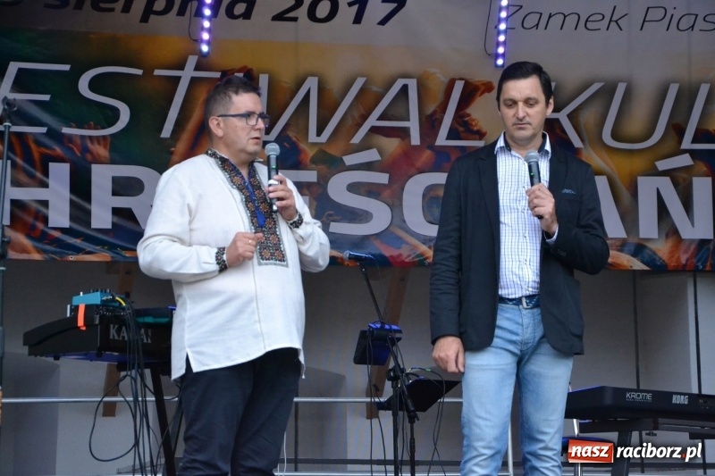 Zdjęcie w galerii na portalu naszraciborz.pl: Mate.O na zamku w Raciborzu FOTOREPORTAŻ  wiadomości z regionu