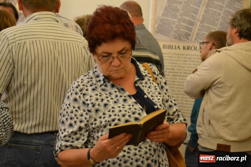 Zdjęcie w galerii na portalu naszraciborz.pl: Mate.O na zamku w Raciborzu FOTOREPORTAŻ  wiadomości z regionu