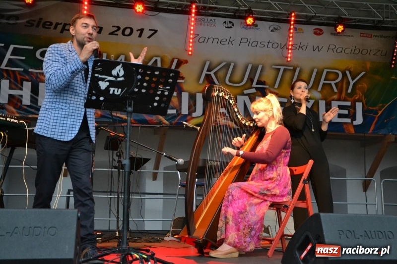 Zdjęcie w galerii na portalu naszraciborz.pl: Mate.O na zamku w Raciborzu FOTOREPORTAŻ  wiadomości z regionu