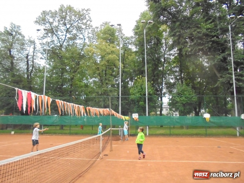 Zdjęcie w galerii na portalu naszraciborz.pl: Medale Solidarności dla najmłodszych wiadomości z regionu