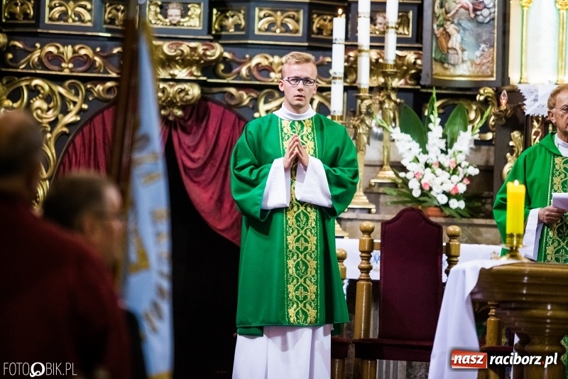 Zdjęcie w galerii na portalu naszraciborz.pl: Msza św. za poległych strażaków i NSZZ Solidarność  wiadomości z regionu