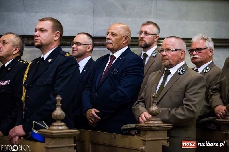 Zdjęcie w galerii na portalu naszraciborz.pl: Msza św. za poległych strażaków i NSZZ Solidarność  wiadomości z regionu