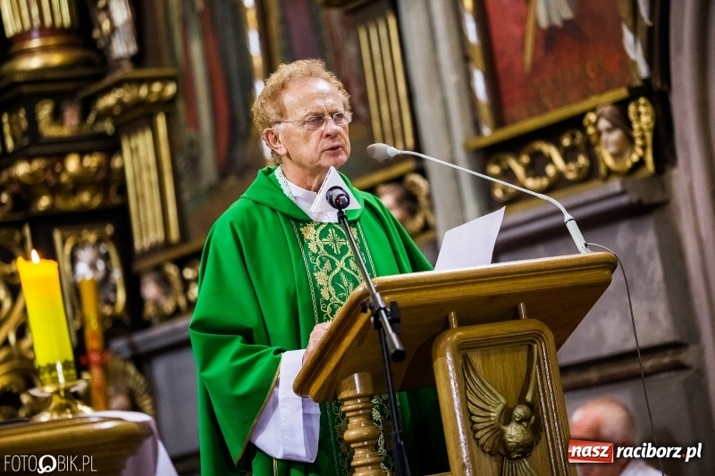 Zdjęcie w galerii na portalu naszraciborz.pl: Msza św. za poległych strażaków i NSZZ Solidarność  wiadomości z regionu