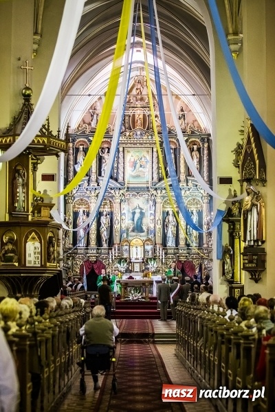 Zdjęcie w galerii na portalu naszraciborz.pl: Msza św. za poległych strażaków i NSZZ Solidarność  wiadomości z regionu