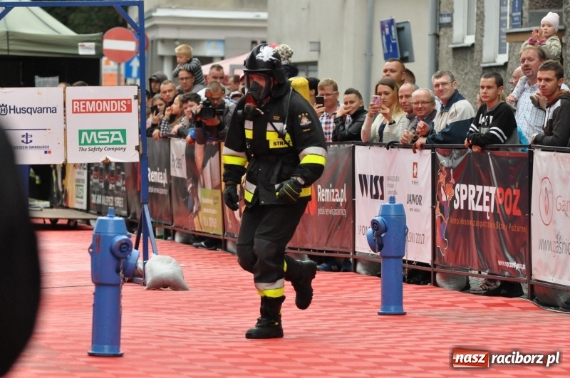 Zdjęcie w galerii na portalu naszraciborz.pl: Firefighter Combat Challenge - mocna rywalizacja w Raciborzu FOTO i WIDEO wiadomości z regionu