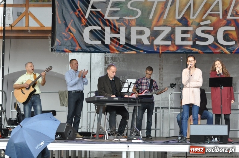 Zdjęcie w galerii na portalu naszraciborz.pl: Koncert uwielbienia kończy Festiwal Kultury Chrześcijańskiej w Raciborzu wiadomości z regionu