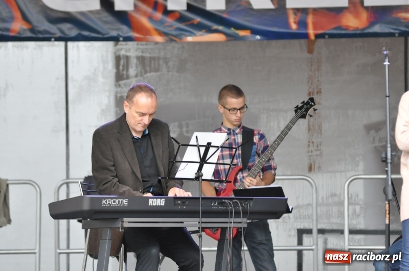 Zdjęcie w galerii na portalu naszraciborz.pl: Koncert uwielbienia kończy Festiwal Kultury Chrześcijańskiej w Raciborzu wiadomości z regionu