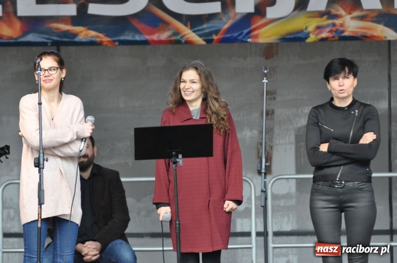 Zdjęcie w galerii na portalu naszraciborz.pl: Koncert uwielbienia kończy Festiwal Kultury Chrześcijańskiej w Raciborzu wiadomości z regionu