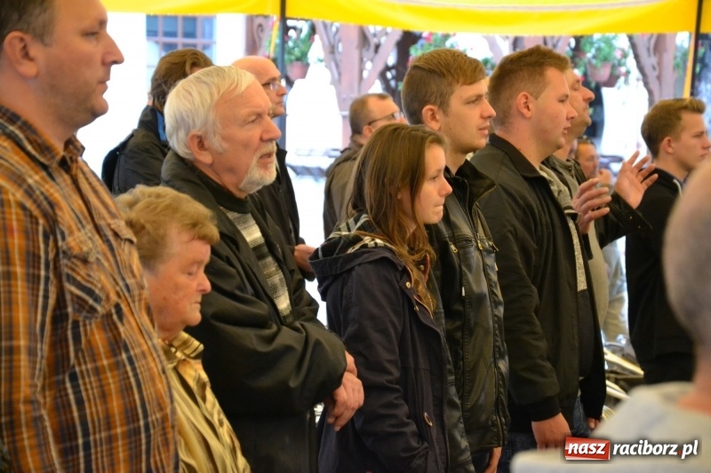 Zdjęcie w galerii na portalu naszraciborz.pl: Koncert uwielbienia kończy Festiwal Kultury Chrześcijańskiej w Raciborzu wiadomości z regionu