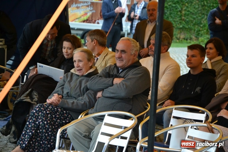 Zdjęcie w galerii na portalu naszraciborz.pl: Koncert uwielbienia kończy Festiwal Kultury Chrześcijańskiej w Raciborzu wiadomości z regionu