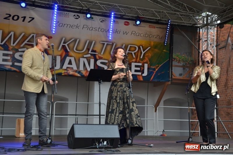 Zdjęcie w galerii na portalu naszraciborz.pl: Koncert uwielbienia kończy Festiwal Kultury Chrześcijańskiej w Raciborzu wiadomości z regionu