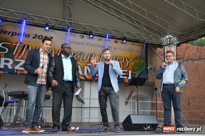 Zdjęcie w galerii na portalu naszraciborz.pl: Koncert uwielbienia kończy Festiwal Kultury Chrześcijańskiej w Raciborzu wiadomości z regionu