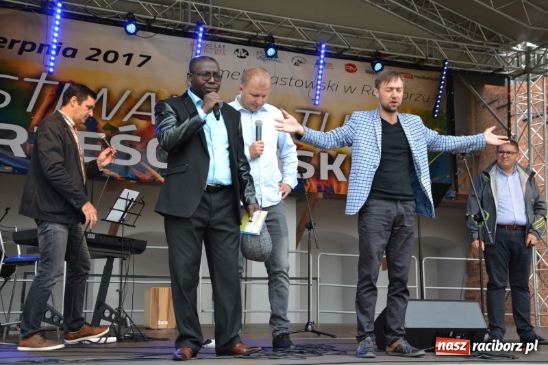 Zdjęcie w galerii na portalu naszraciborz.pl: Koncert uwielbienia kończy Festiwal Kultury Chrześcijańskiej w Raciborzu wiadomości z regionu
