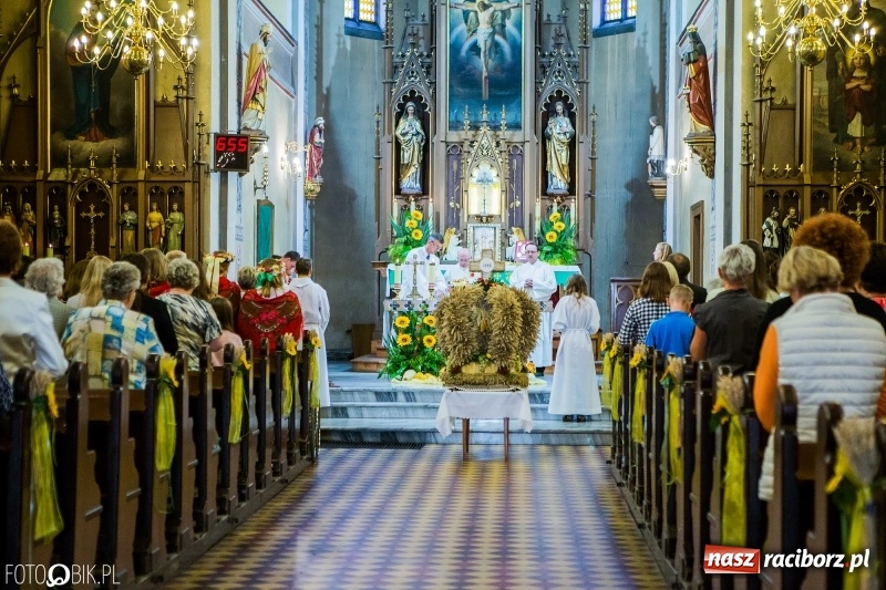 Zdjęcie w galerii na portalu naszraciborz.pl: Cyprzanów dziękował za tegoroczne plony wiadomości z regionu
