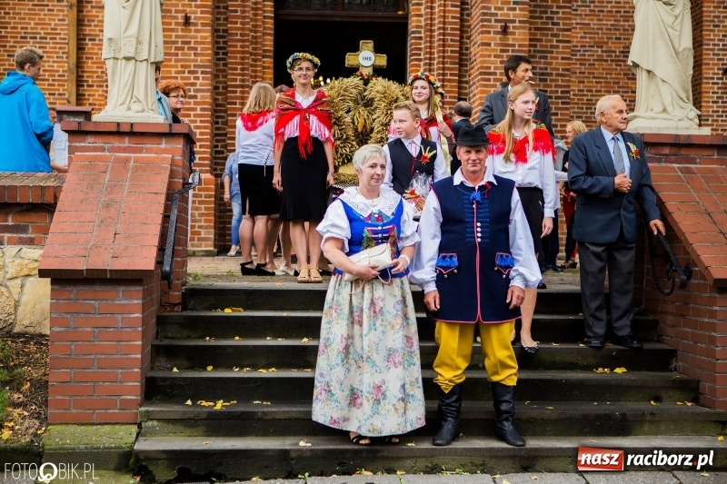 Zdjęcie w galerii na portalu naszraciborz.pl: Cyprzanów dziękował za tegoroczne plony wiadomości z regionu