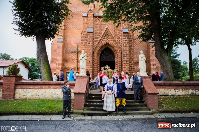 Zdjęcie w galerii na portalu naszraciborz.pl: Cyprzanów dziękował za tegoroczne plony wiadomości z regionu