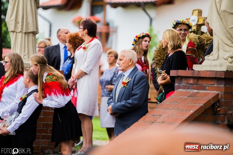 Zdjęcie w galerii na portalu naszraciborz.pl: Cyprzanów dziękował za tegoroczne plony wiadomości z regionu