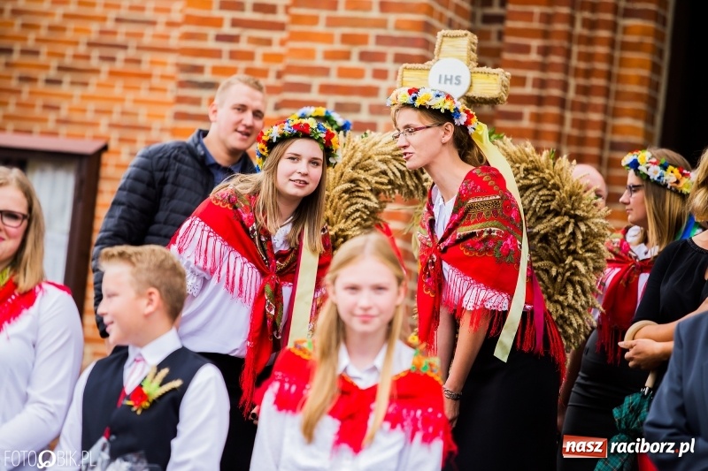 Zdjęcie w galerii na portalu naszraciborz.pl: Cyprzanów dziękował za tegoroczne plony wiadomości z regionu