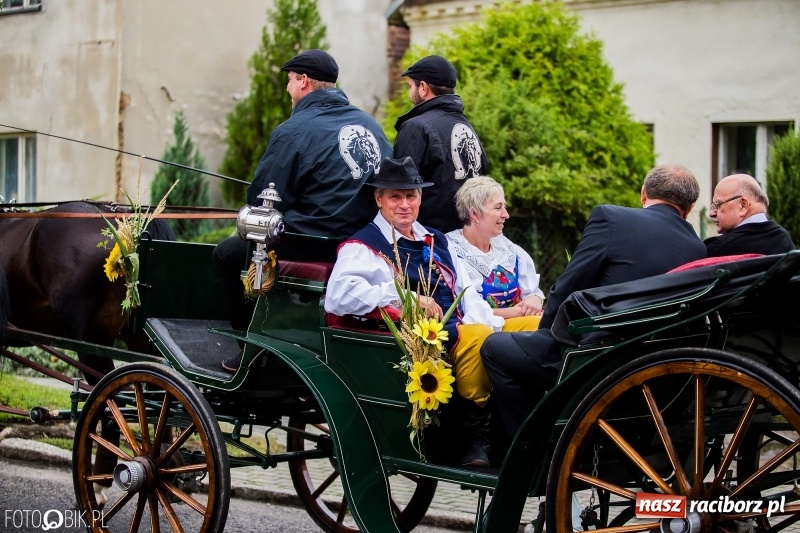 Zdjęcie w galerii na portalu naszraciborz.pl: Cyprzanów dziękował za tegoroczne plony wiadomości z regionu