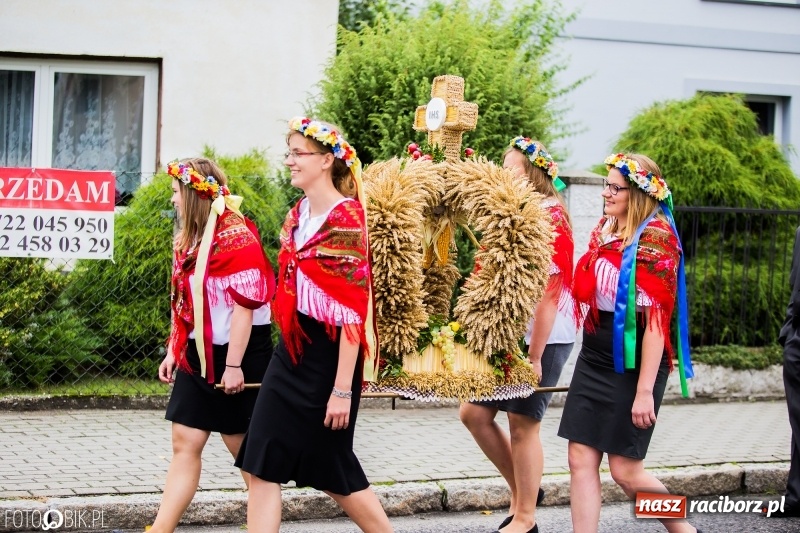 Zdjęcie w galerii na portalu naszraciborz.pl: Cyprzanów dziękował za tegoroczne plony wiadomości z regionu
