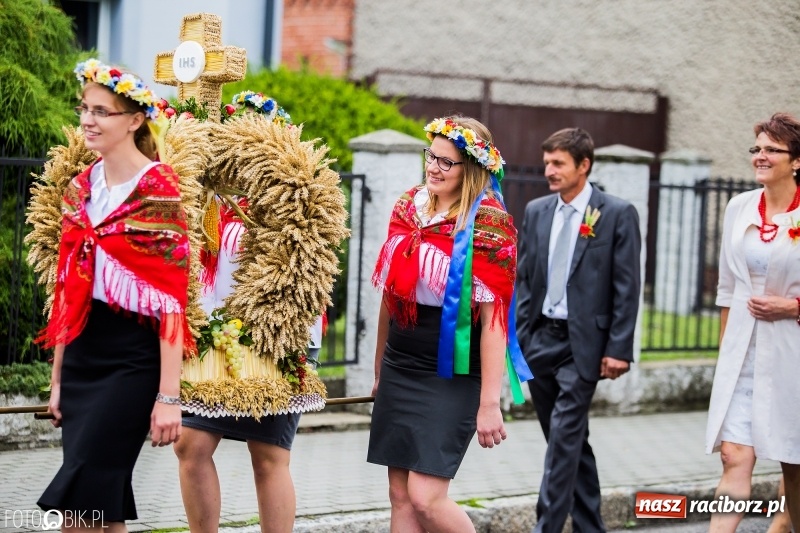 Zdjęcie w galerii na portalu naszraciborz.pl: Cyprzanów dziękował za tegoroczne plony wiadomości z regionu
