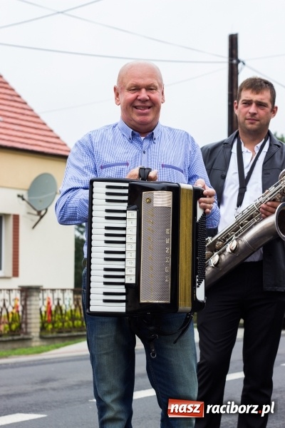 Zdjęcie w galerii na portalu naszraciborz.pl: Mąż rolnik poszukiwany, czyli kolorowe dożynki w Makowie wiadomości z regionu
