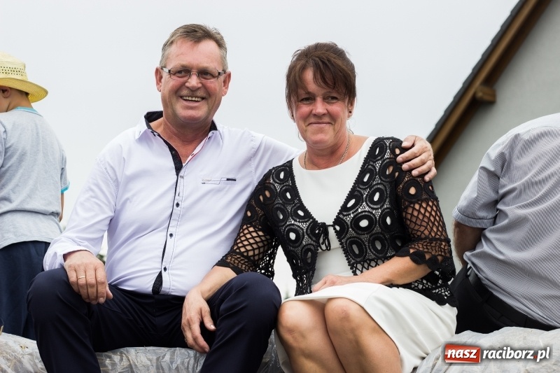 Zdjęcie w galerii na portalu naszraciborz.pl: Mąż rolnik poszukiwany, czyli kolorowe dożynki w Makowie wiadomości z regionu