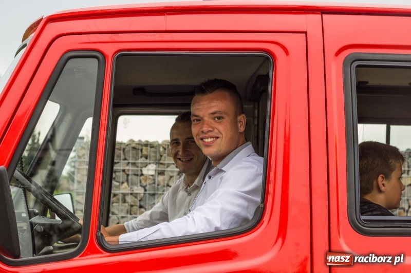 Zdjęcie w galerii na portalu naszraciborz.pl: Mąż rolnik poszukiwany, czyli kolorowe dożynki w Makowie wiadomości z regionu