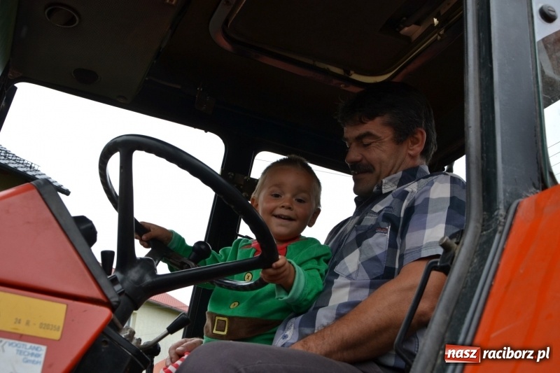 Zdjęcie w galerii na portalu naszraciborz.pl: Rockmanki i MasterChef Junior na dożynkach w Roszkowie  wiadomości z regionu