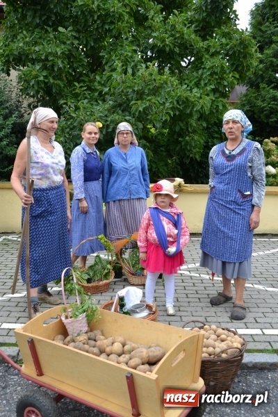 Zdjęcie w galerii na portalu naszraciborz.pl: Rockmanki i MasterChef Junior na dożynkach w Roszkowie  wiadomości z regionu