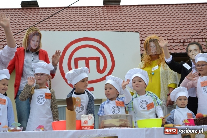 Zdjęcie w galerii na portalu naszraciborz.pl: Rockmanki i MasterChef Junior na dożynkach w Roszkowie  wiadomości z regionu